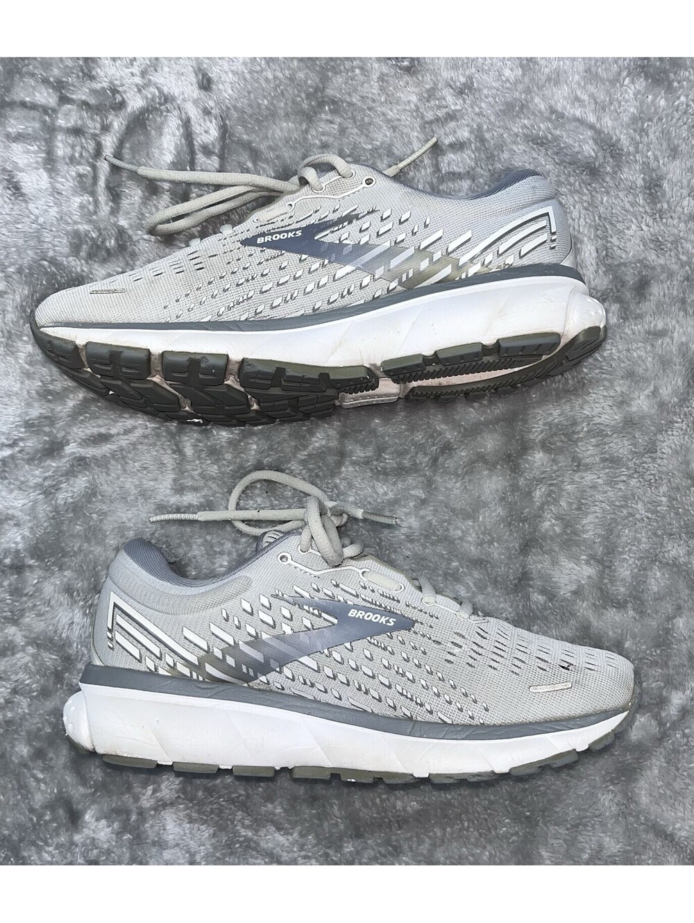 Brooks Ghost 13 Shoes Womens Size 6.5 Gray Mesh Running Sneakers 1203381B051